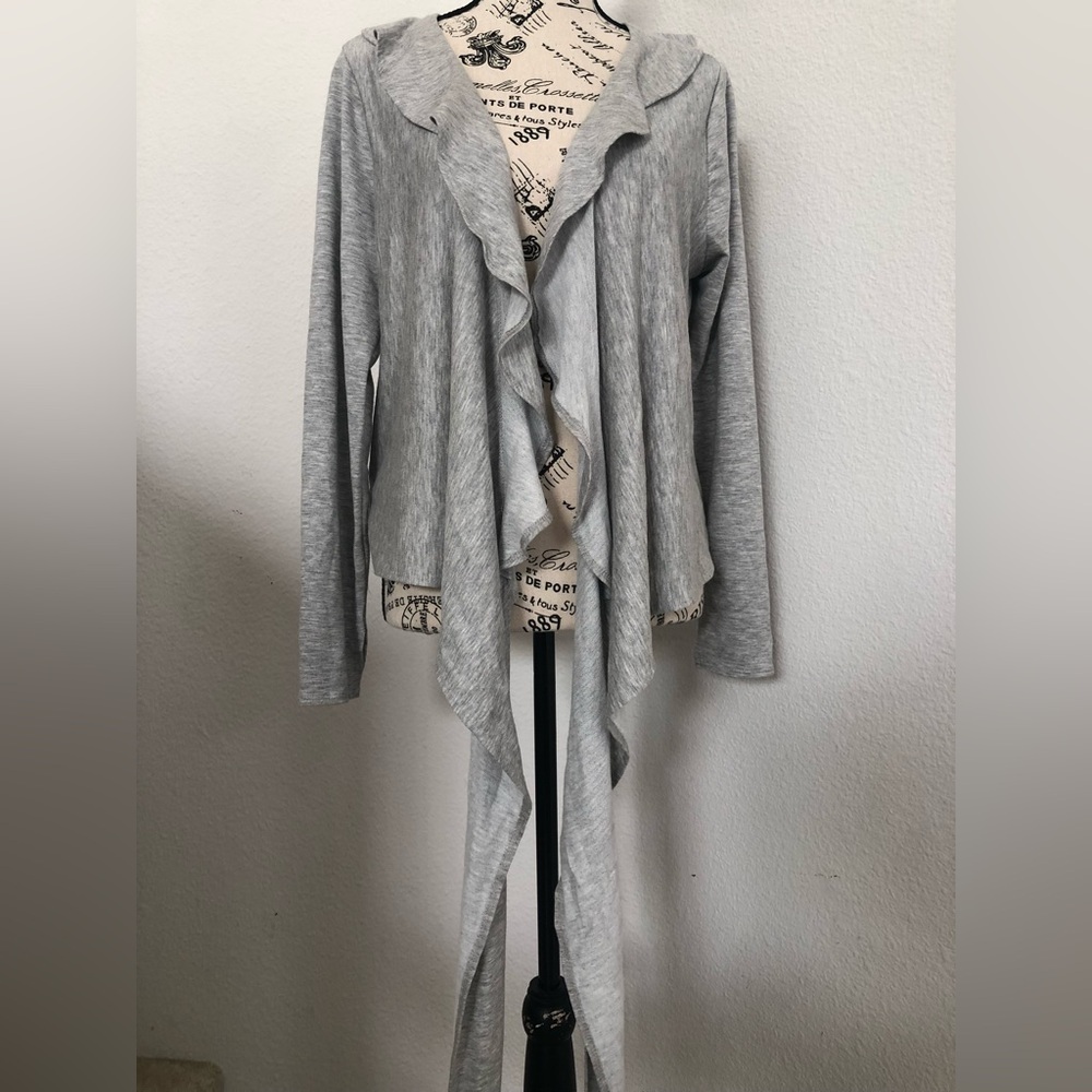Kim & Cami Gray Cardigan Sweater
